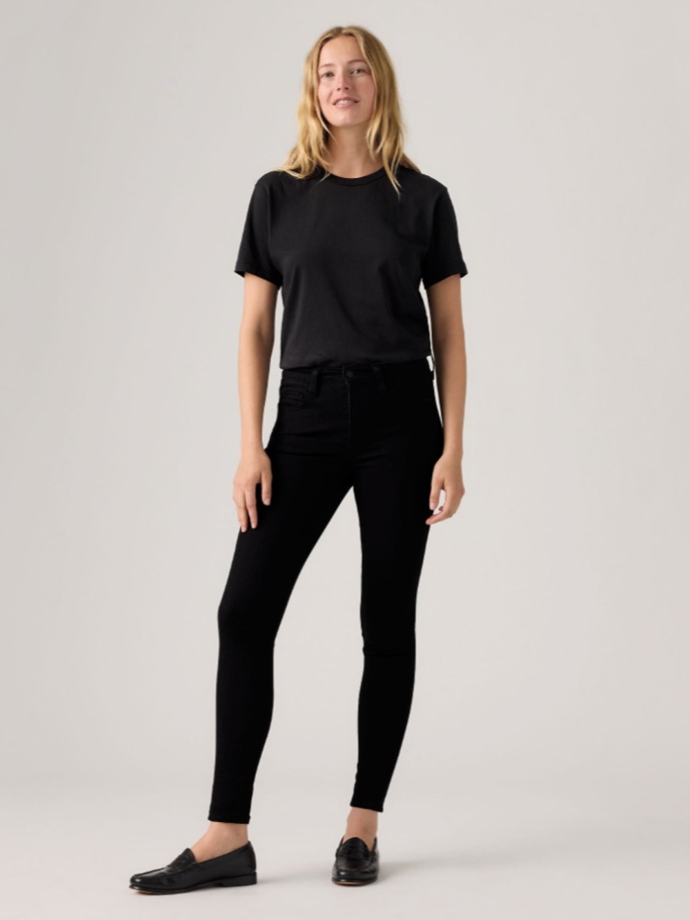 Levi's Women's 720 High-Rise Super Skinny Jeans in Black